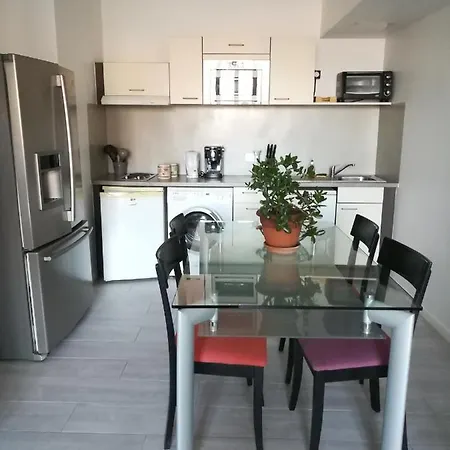 6 Rue De Castillon Apartman *