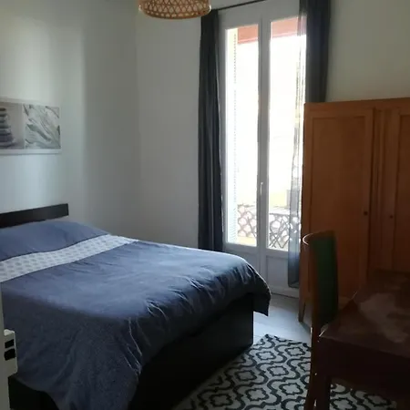 6 Rue De Castillon Apartman